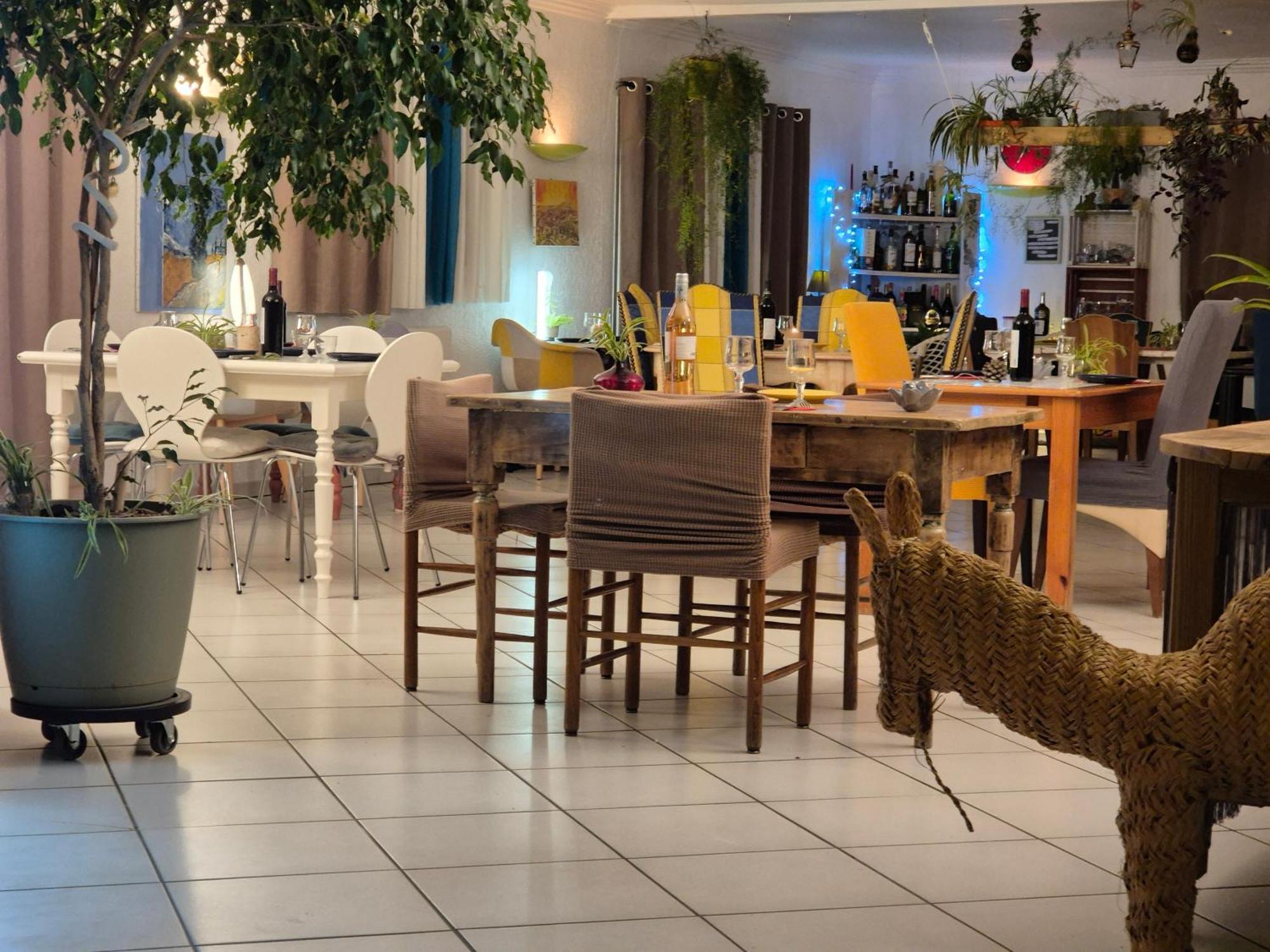 Bel Hotel Restaurant La Gentilhommiere เทรเบส์ ภายนอก รูปภาพ